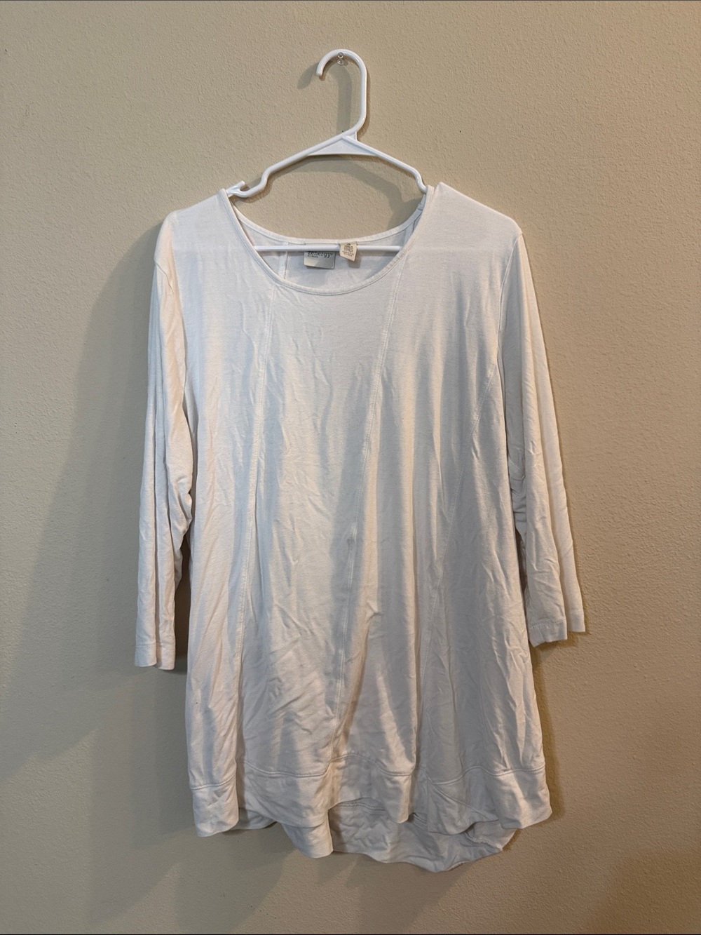 Relaxed White Long-Sleeve Scoop Neck Tunic by